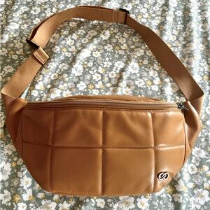 Calia by Carrie Underwood Tan Quilted Belt Bag